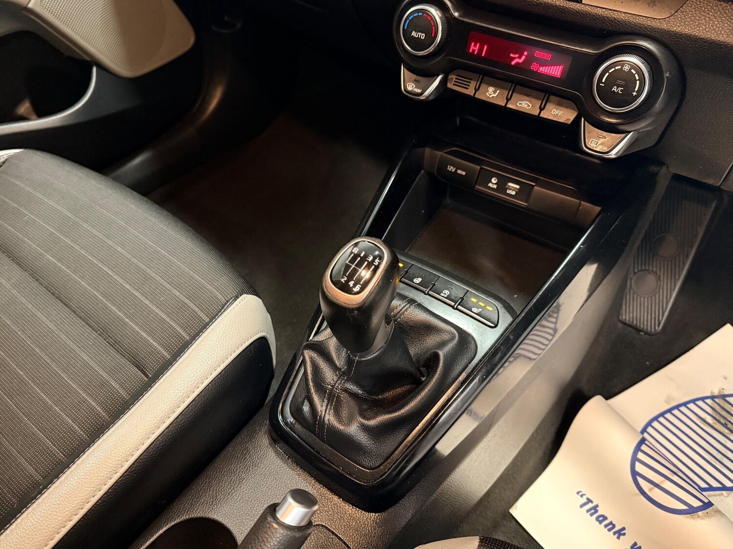 Used Kia Stonic 2018 for sale - 76887295: Photo 27