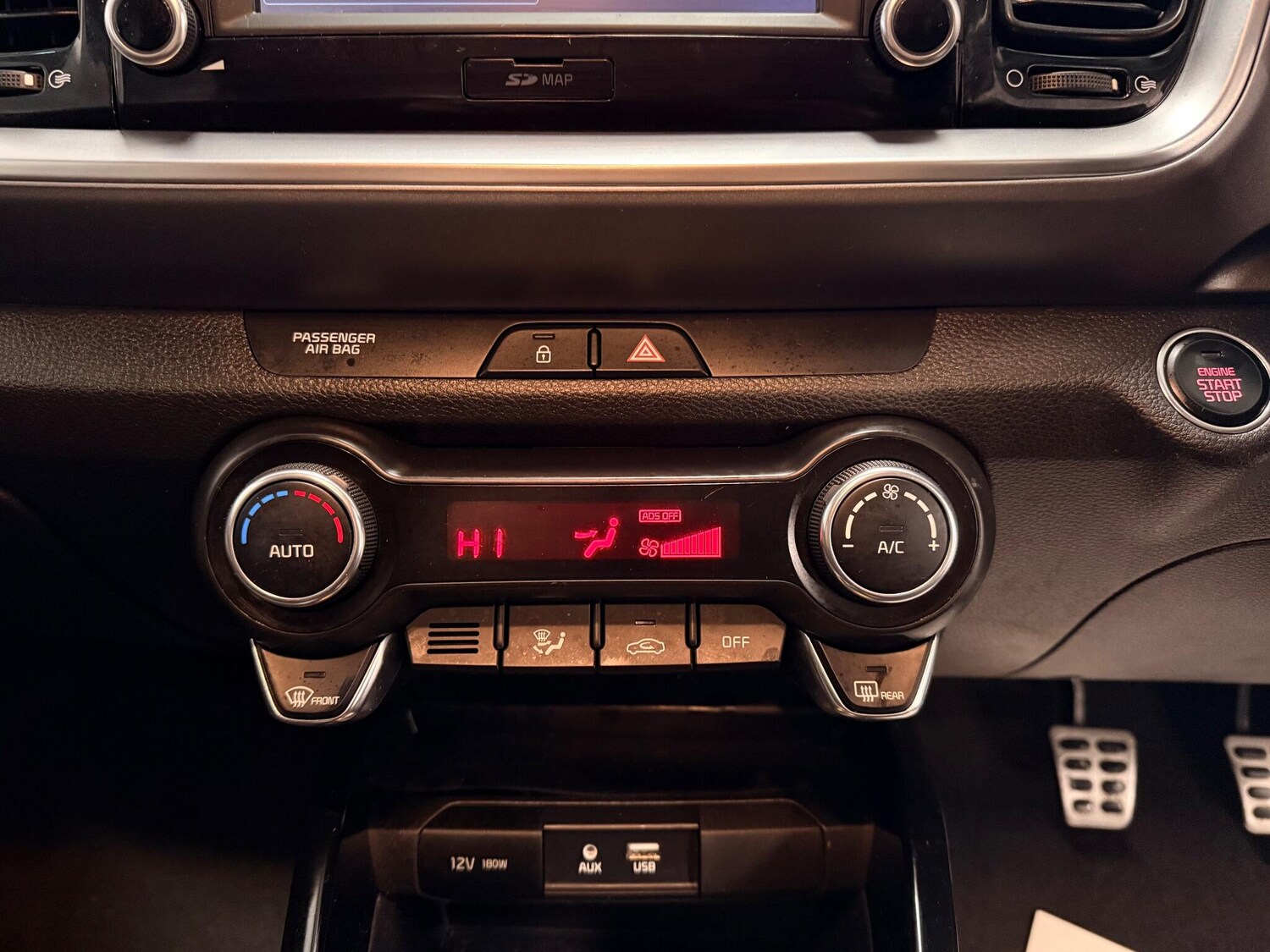 Used Kia Stonic 2018 for sale - 76887295: Photo 28