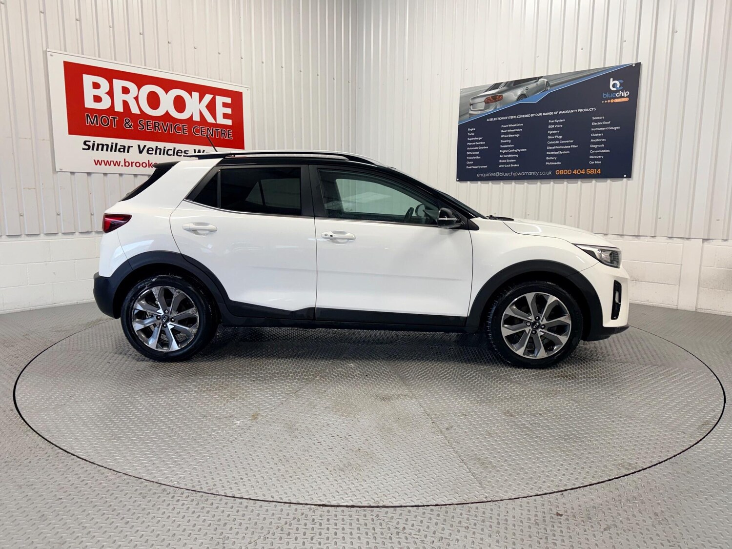 Used Kia Stonic 2018 for sale - 76887295: Photo 6