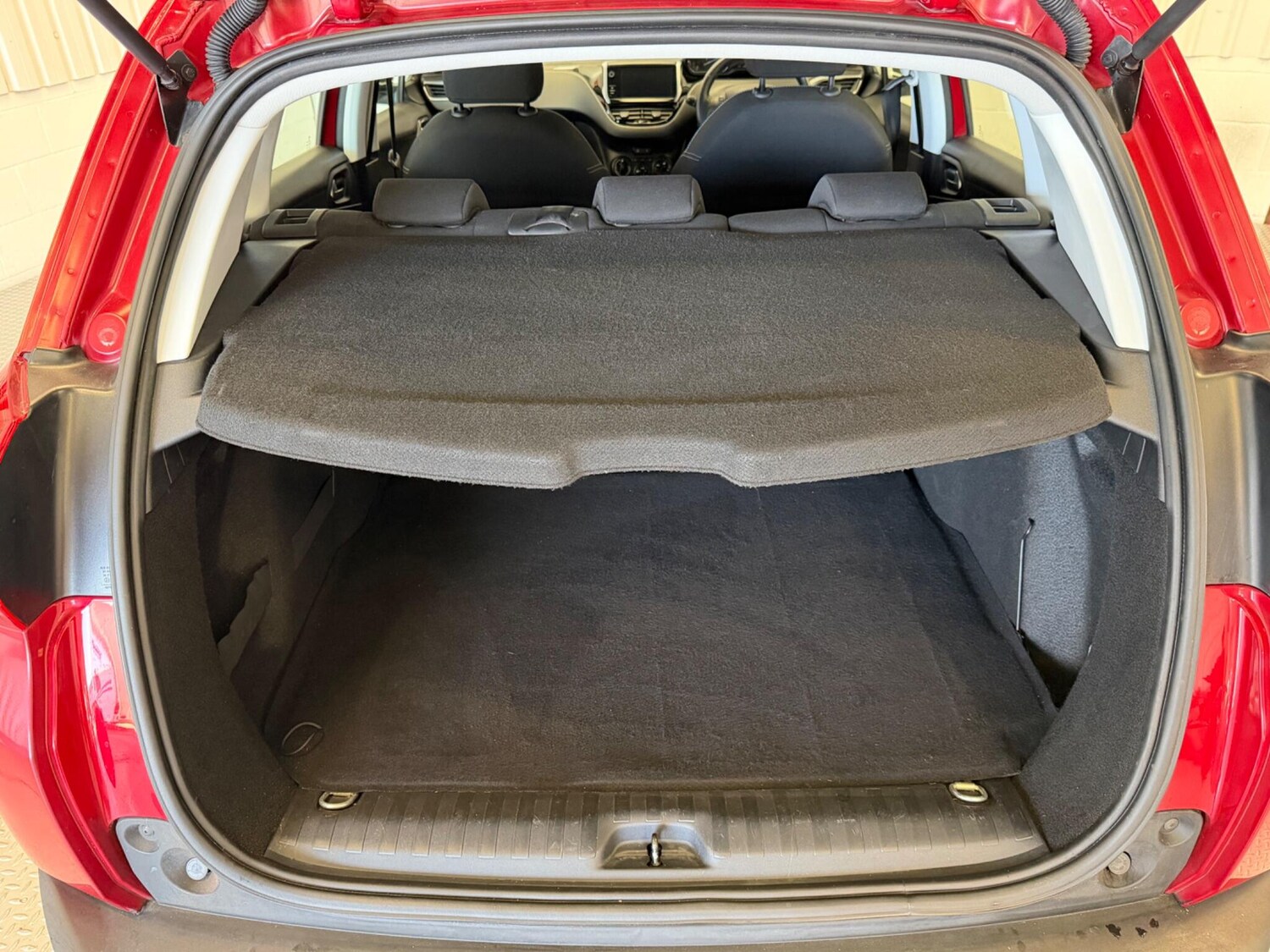 Used Peugeot 2008 2019 for sale - 77908485: Photo 11