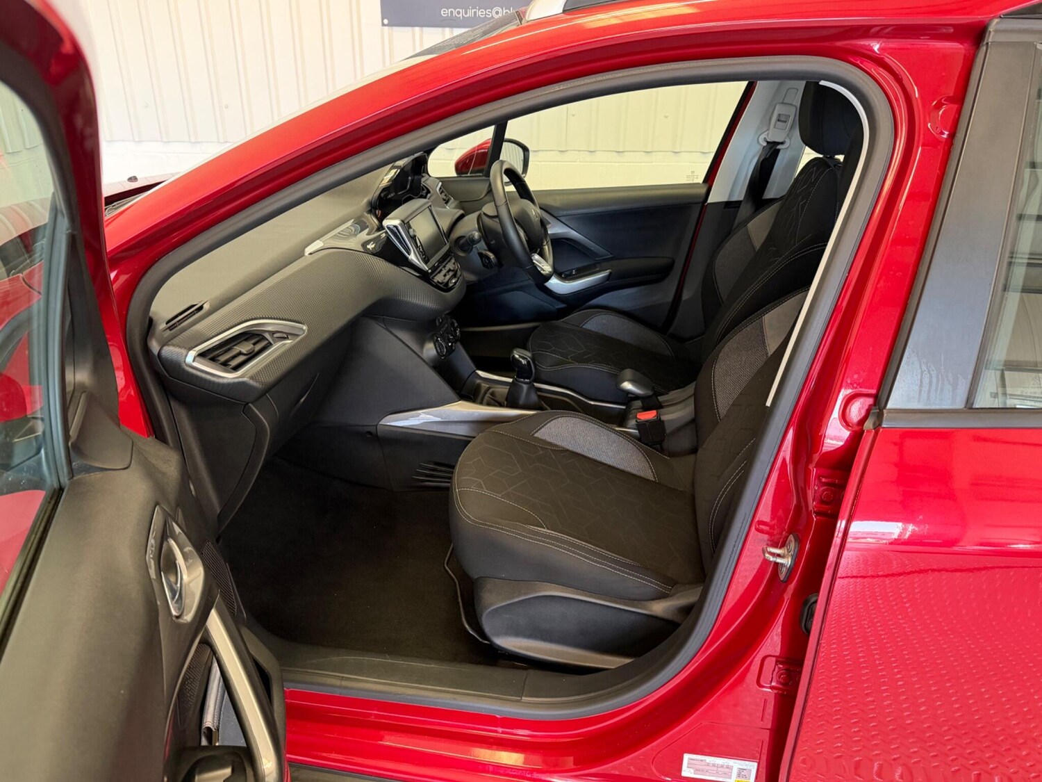 Used Peugeot 2008 2019 for sale - 77908485: Photo 14