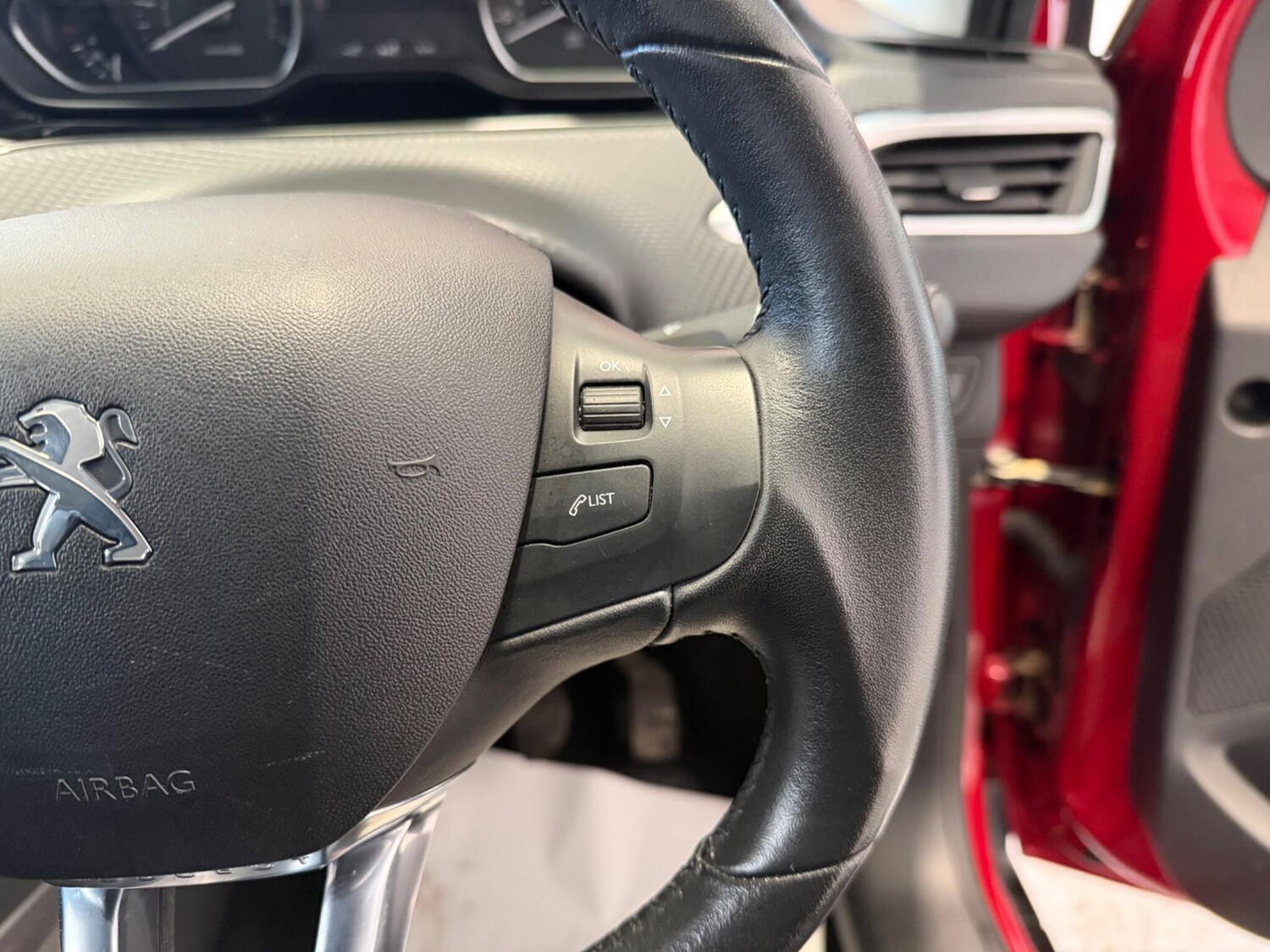 Used Peugeot 2008 2019 for sale - 77908485: Photo 20