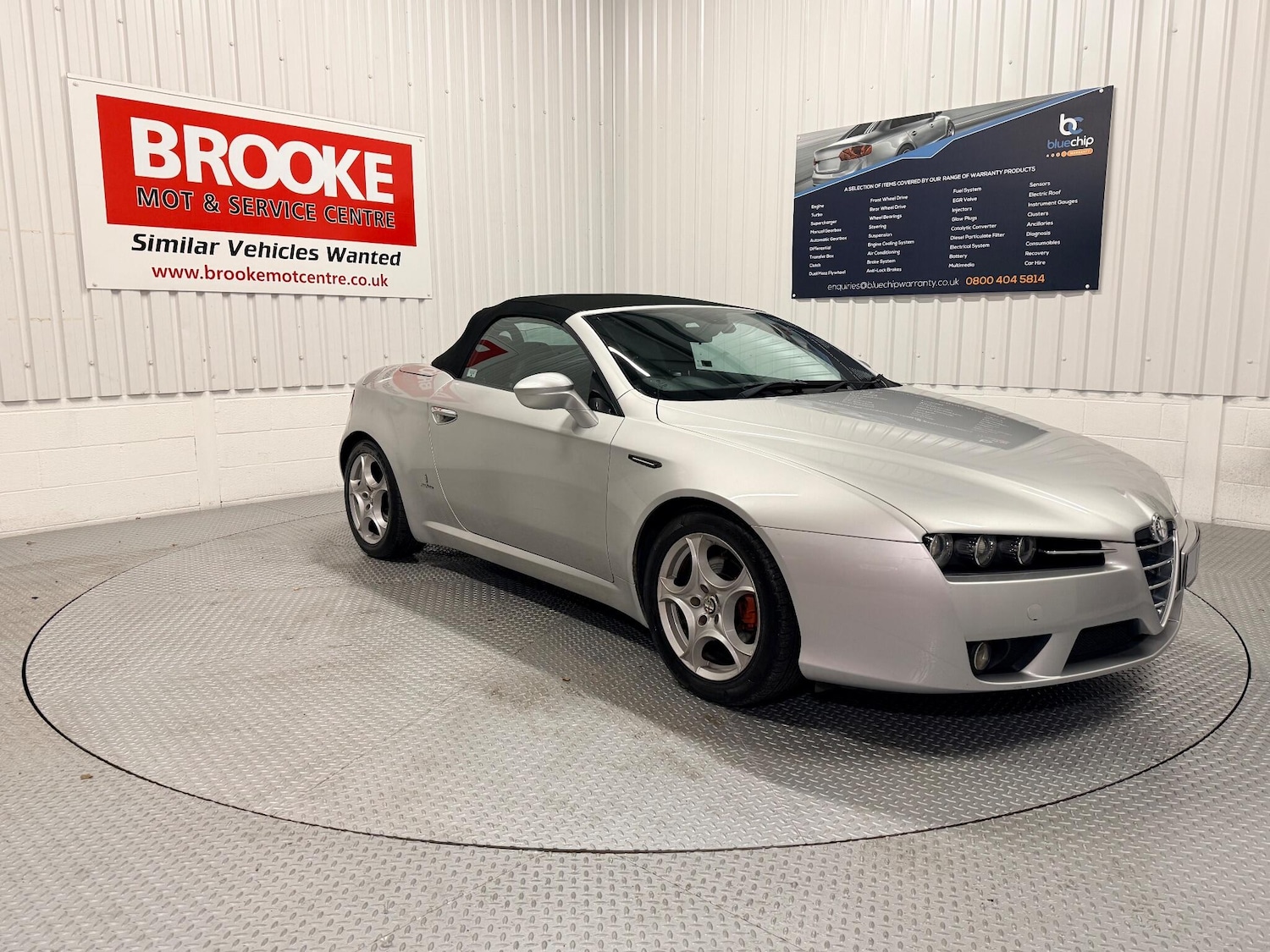 Used Alfa Romeo Spider 2008 for sale - 76549994: Photo 1