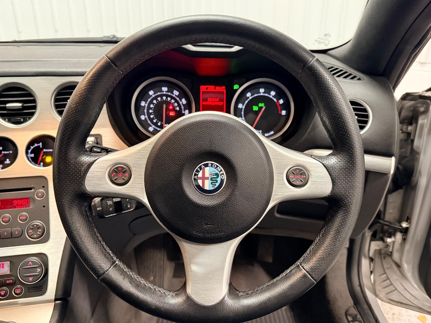 Used Alfa Romeo Spider 2008 for sale - 76549994: Photo 17