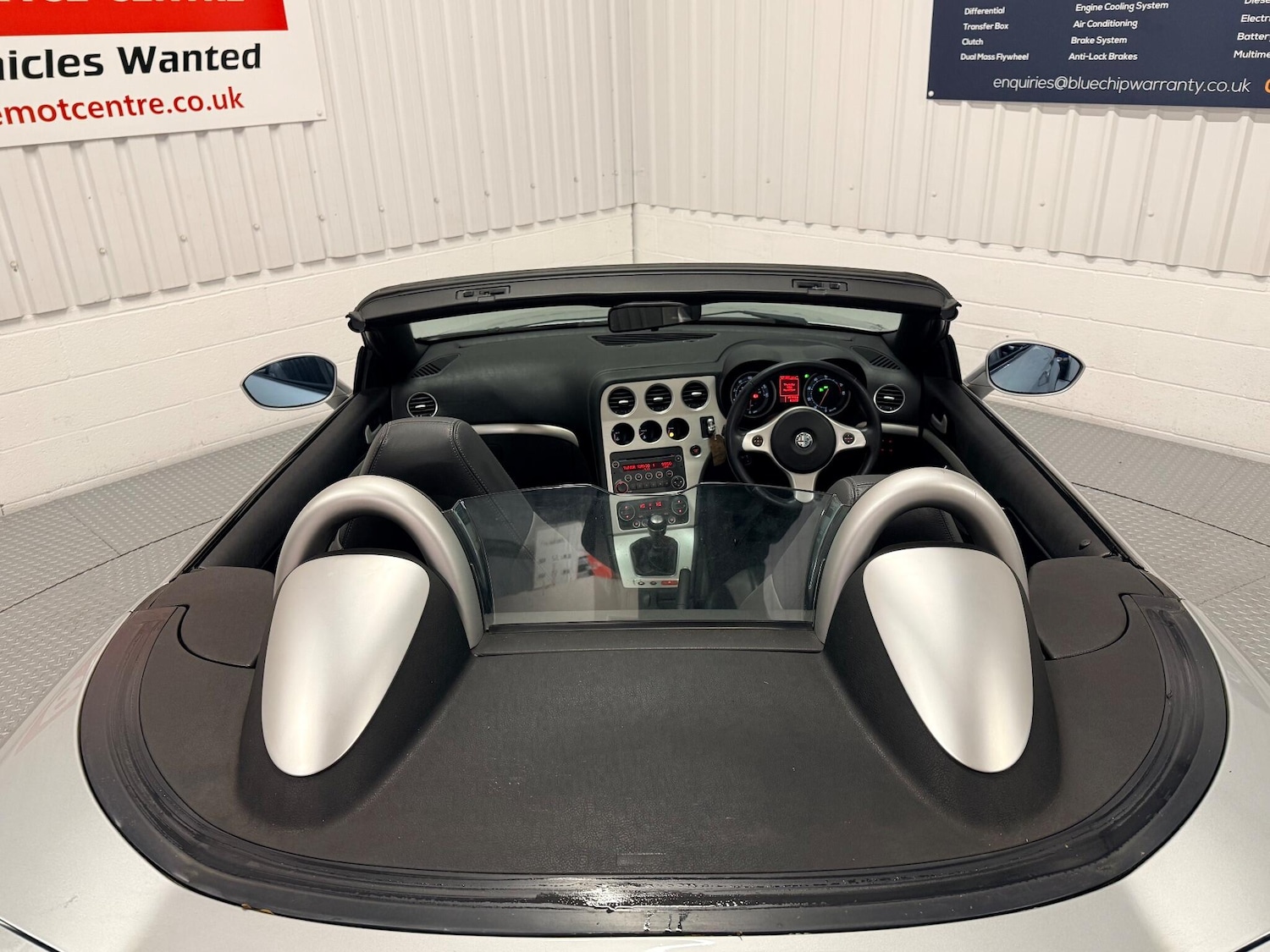 Used Alfa Romeo Spider 2008 for sale - 76549994: Photo 31