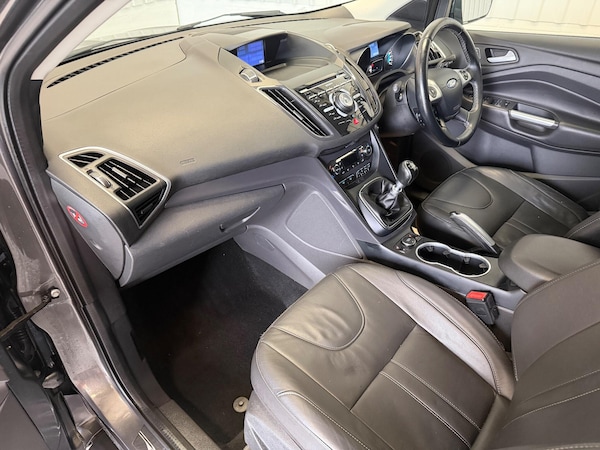 Used Ford Kuga 2015 for sale - 76294581: Photo 14