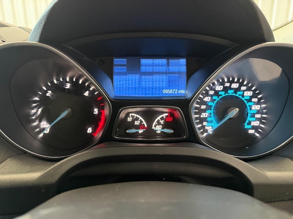 Used Ford Kuga 2015 for sale - 76294581: Photo 20