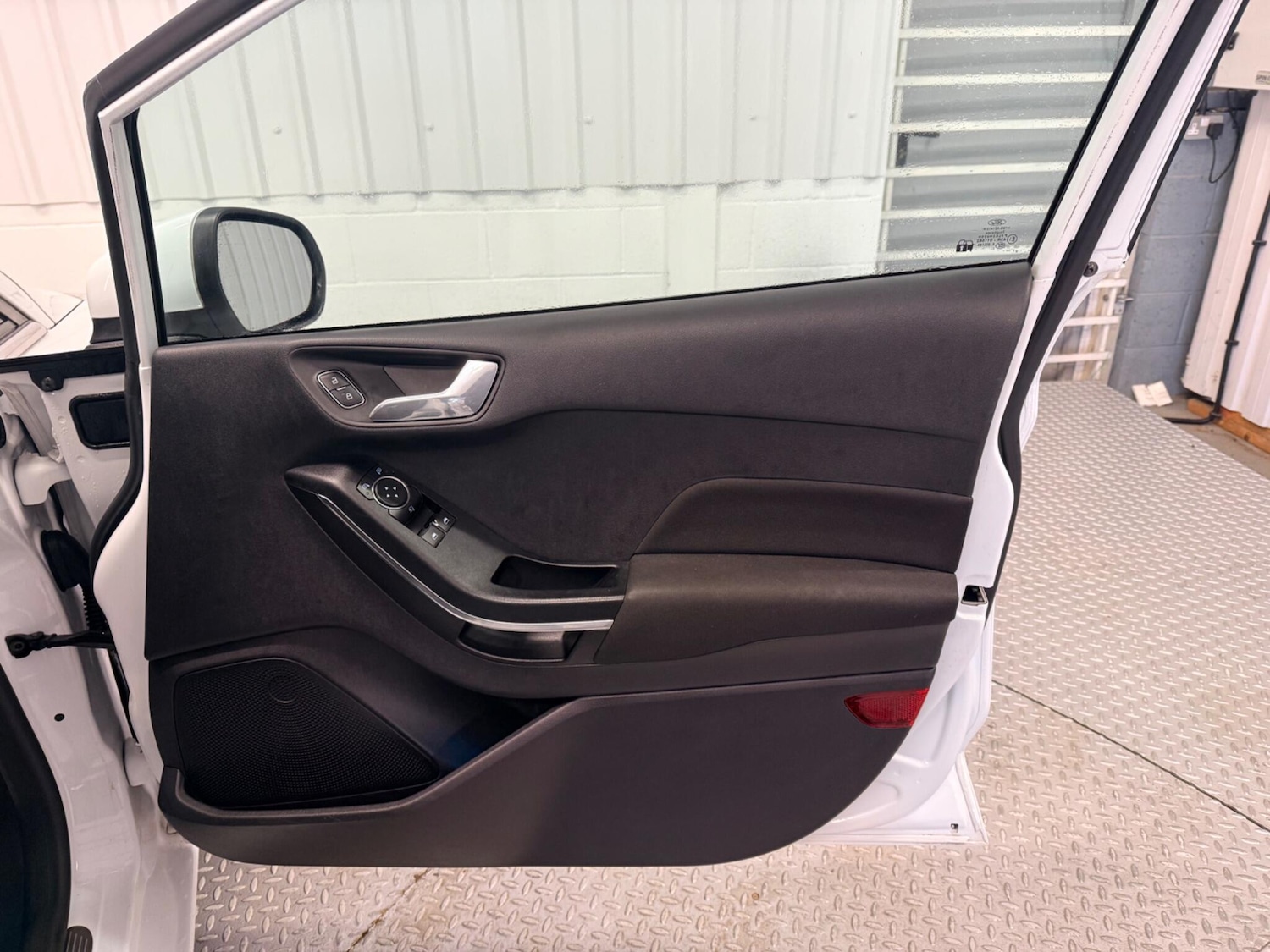 Used Ford Fiesta 2018 for sale - 77612132: Photo 16