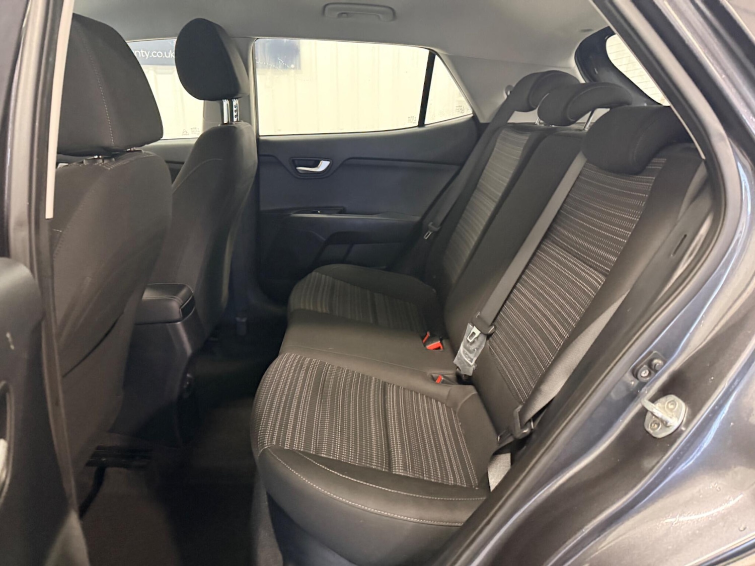 Used Kia Stonic 2019 for sale - 77386337: Photo 12