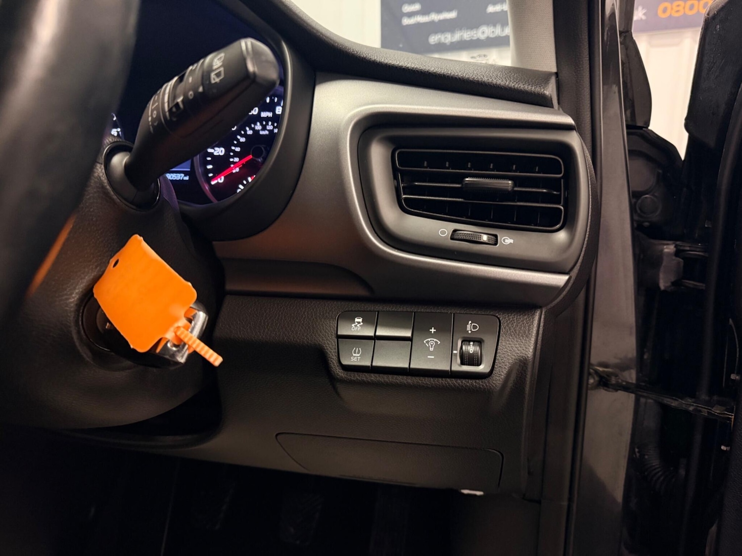 Used Kia Stonic 2019 for sale - 77386337: Photo 21