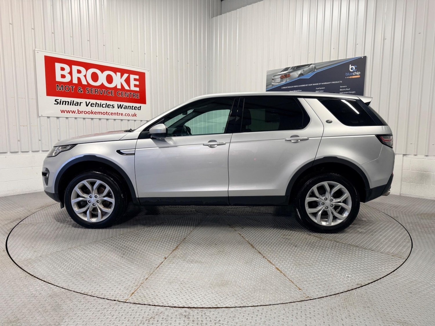Used Land Rover Discovery Sport for sale - 77647171: Photo 10