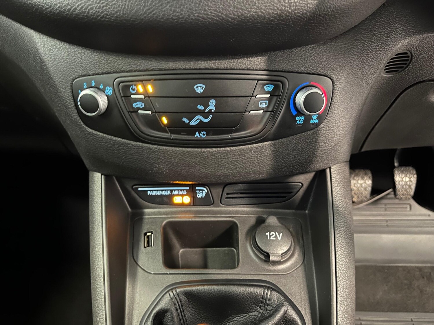 Used Ford Tourneo Courier 2019 for sale - 77838970: Photo 21