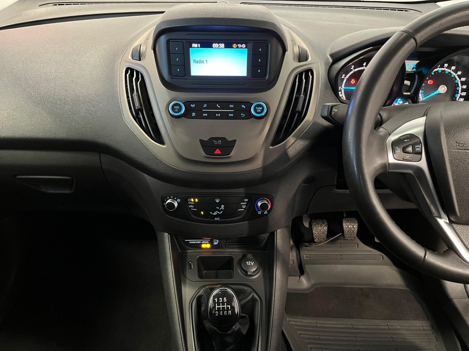 Used Ford Tourneo Courier 2019 for sale - 77838970: Photo 22