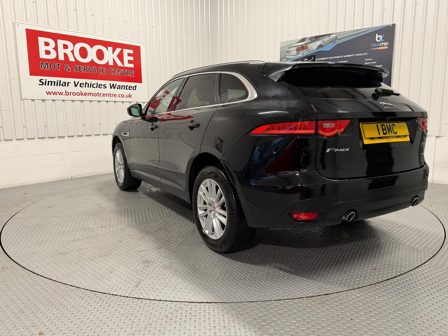 Used Jaguar F-Pace 2017 for sale - 77230160: Photo 5
