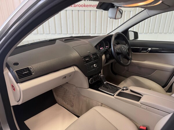 Used Mercedes-Benz C-Class 2009 for sale - 75478043: Photo 11