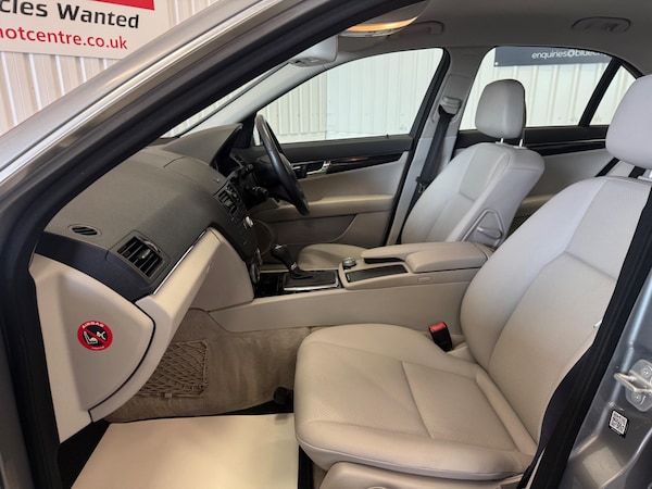 Used Mercedes-Benz C-Class 2009 for sale - 75478043: Photo 12