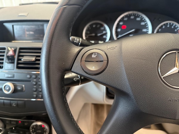 Used Mercedes-Benz C-Class 2009 for sale - 75478043: Photo 23