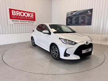 Used Toyota Yaris 2023 for sale - 79820732: Photo