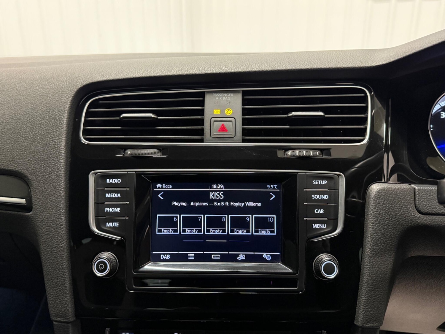 Used Volkswagen Golf 2015 for sale - 76424869: Photo 29