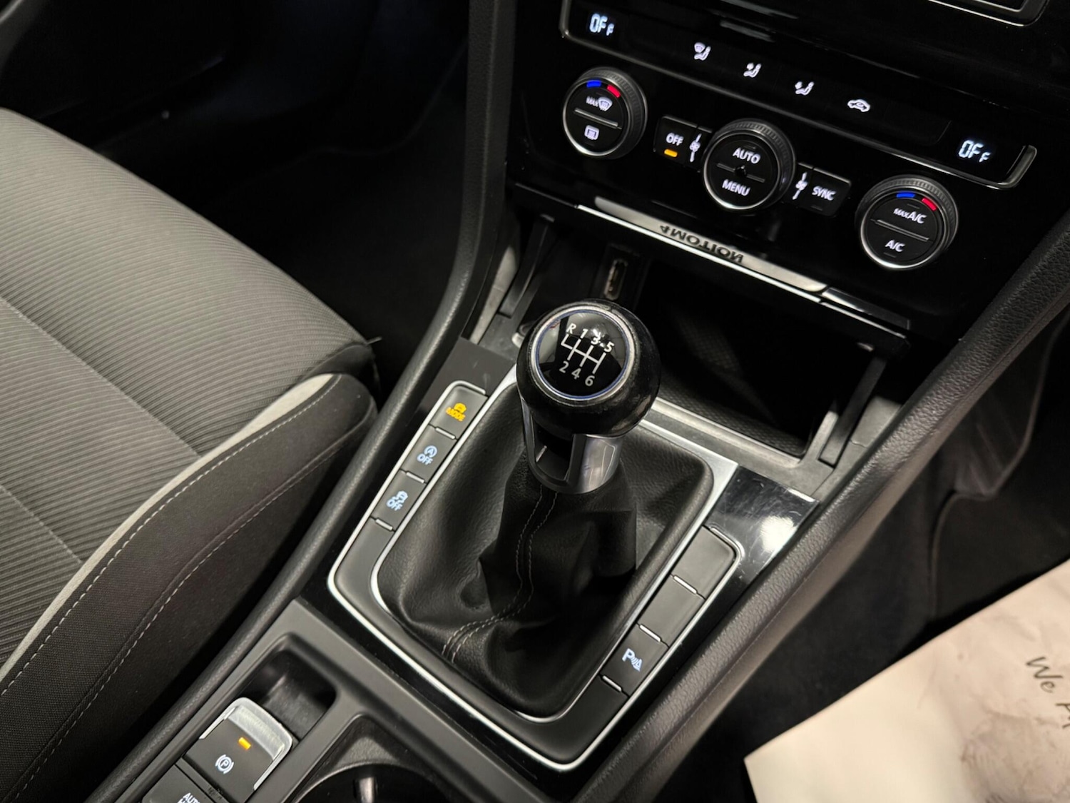 Used Volkswagen Golf 2015 for sale - 76424869: Photo 33