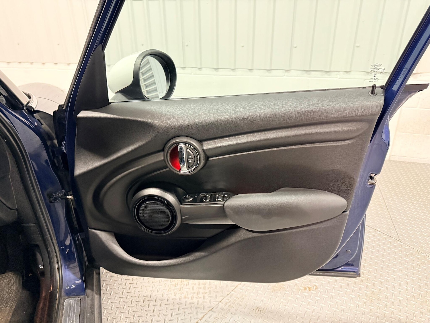 Used MINI Hatch 2015 for sale - 77015310: Photo 16