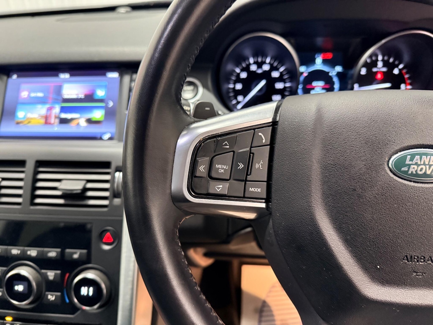 Used Land Rover Discovery Sport 2019 for sale - 77455445: Photo 20