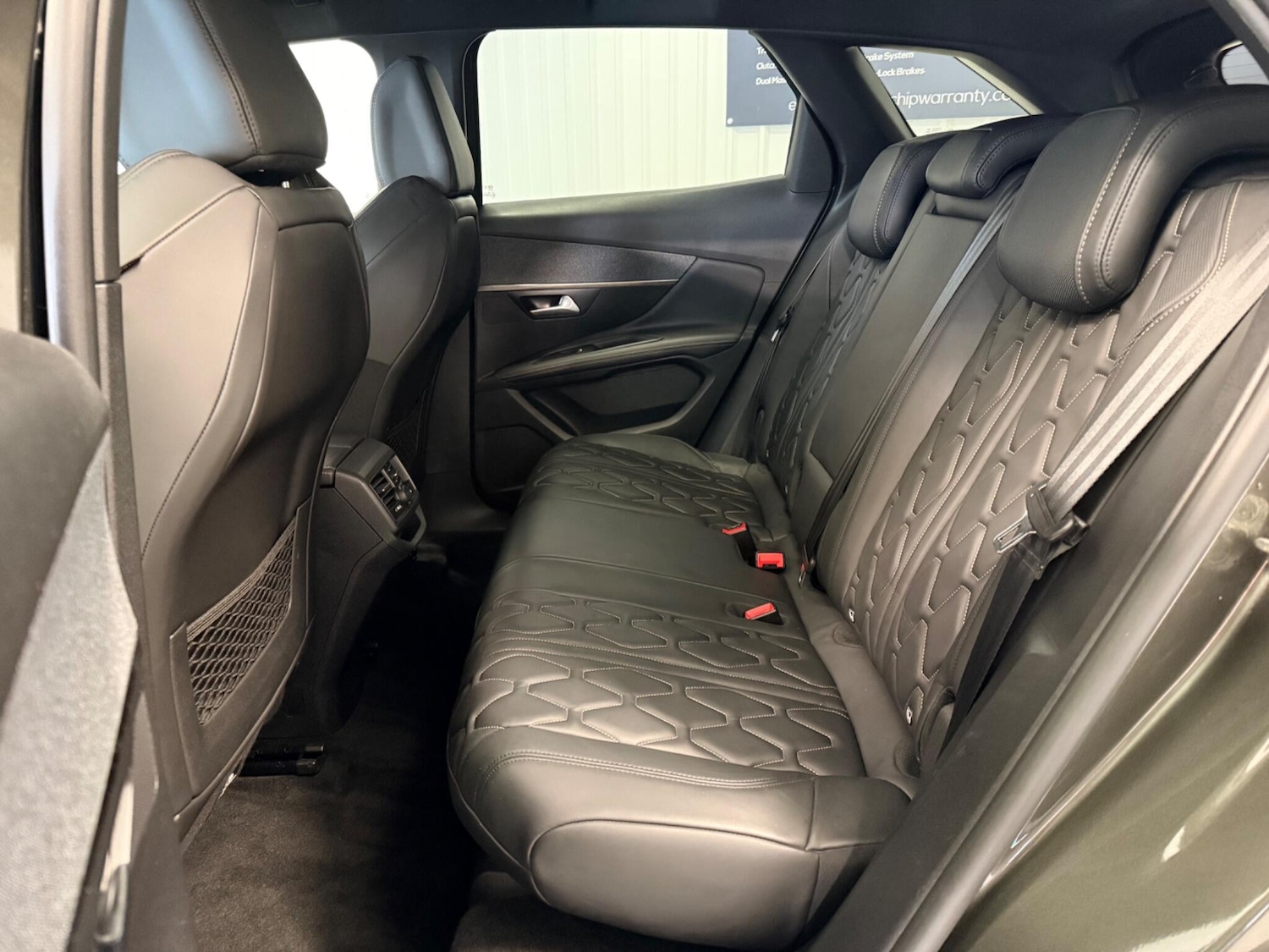 Used Peugeot 3008 2018 for sale - 77358704: Photo 14