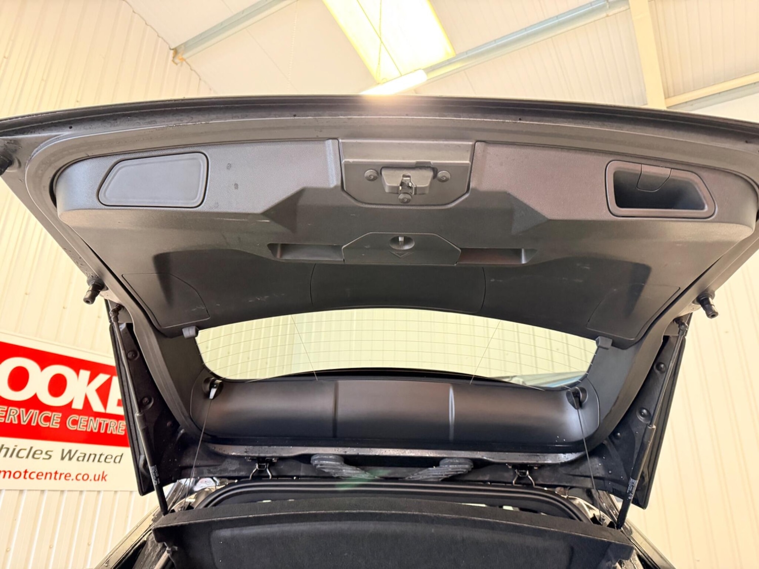 Used Peugeot 3008 2018 for sale - 77358704: Photo 18