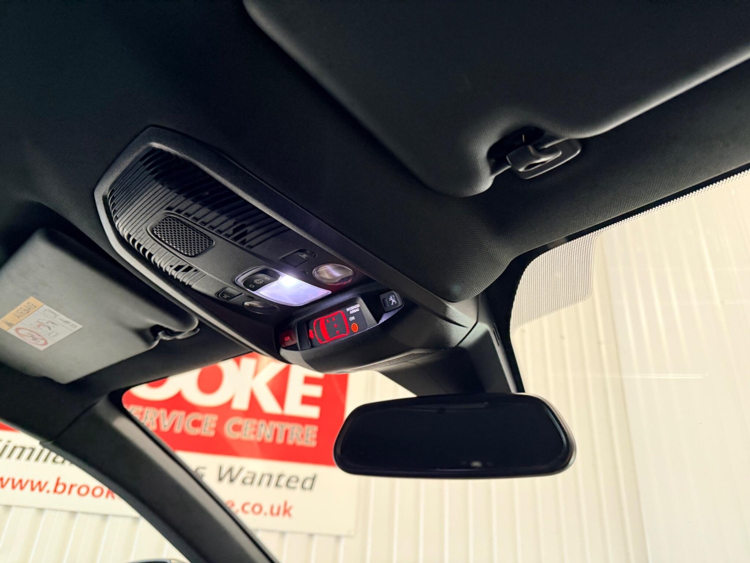 Used Peugeot 3008 2018 for sale - 77358704: Photo 28