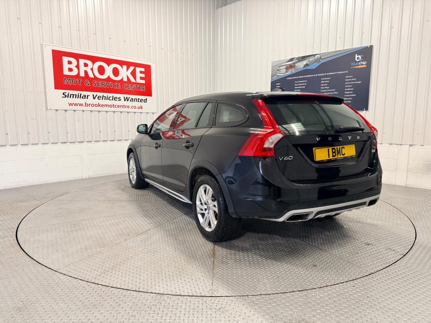 Used Volvo V60 2017 for sale - 77279292: Photo 11