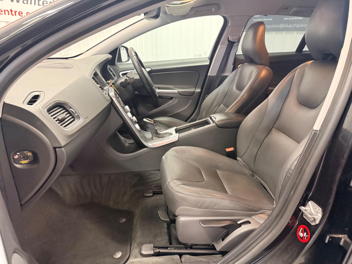 Used Volvo V60 2017 for sale - 77279292: Photo 14