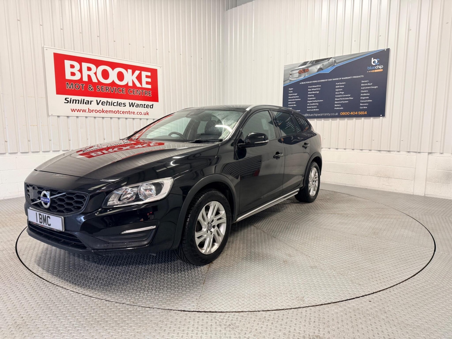 Used Volvo V60 2017 for sale - 77279292: Photo 5