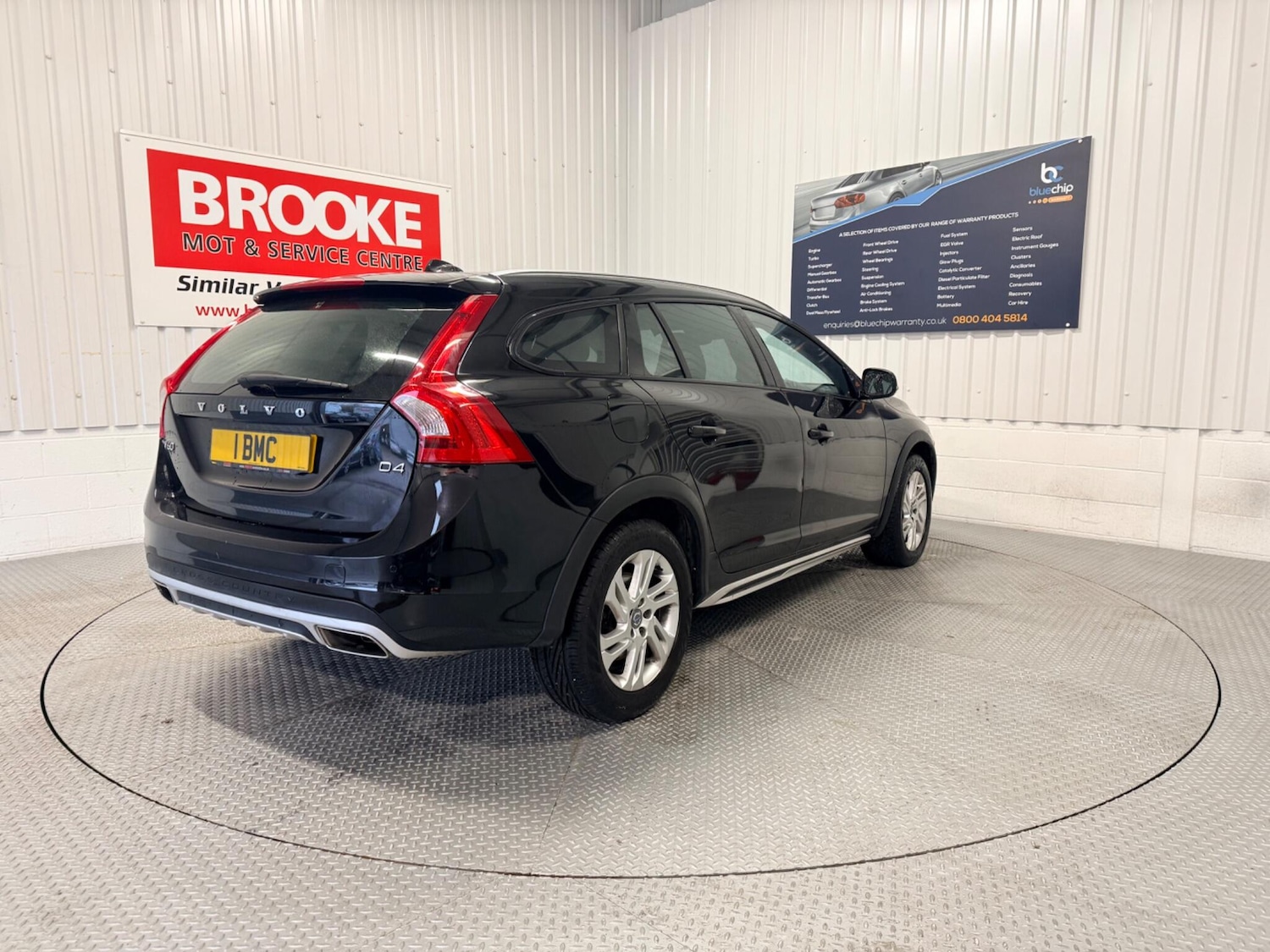 Used Volvo V60 2017 for sale - 77279292: Photo 7