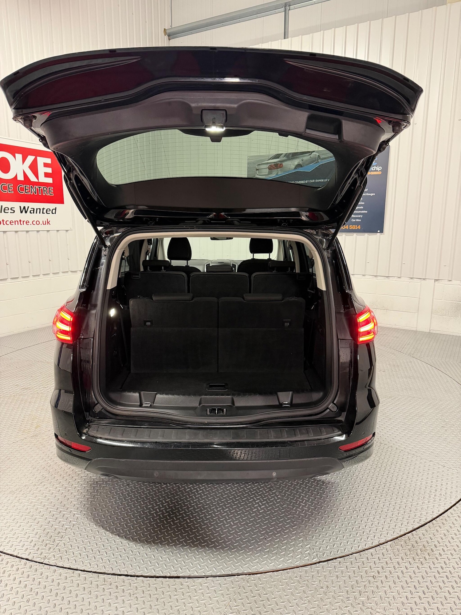 Used Ford S-Max 2018 for sale - 76456662: Photo 10