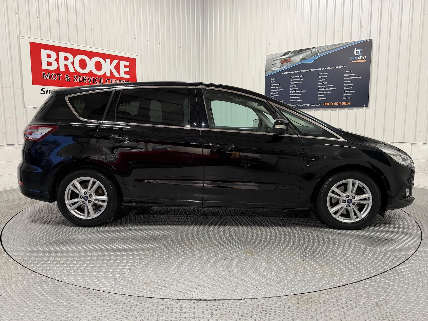 Used Ford S-Max 2018 for sale - 76456662: Photo 3