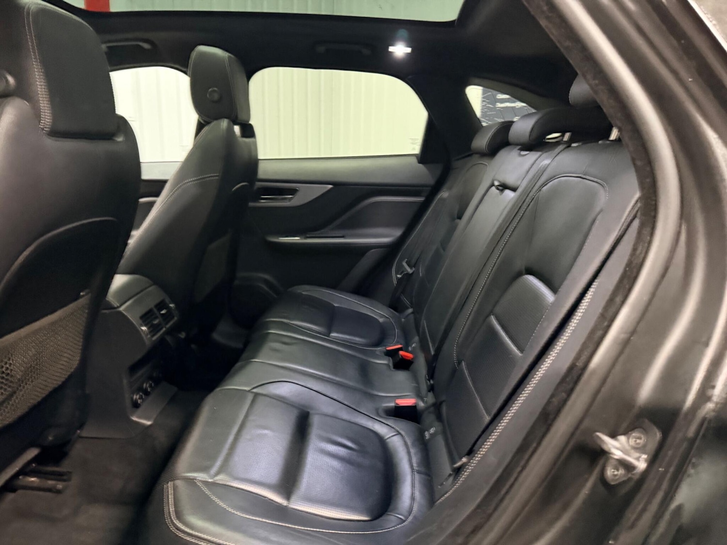 Used Jaguar F-Pace 2018 for sale - 77439786: Photo 17