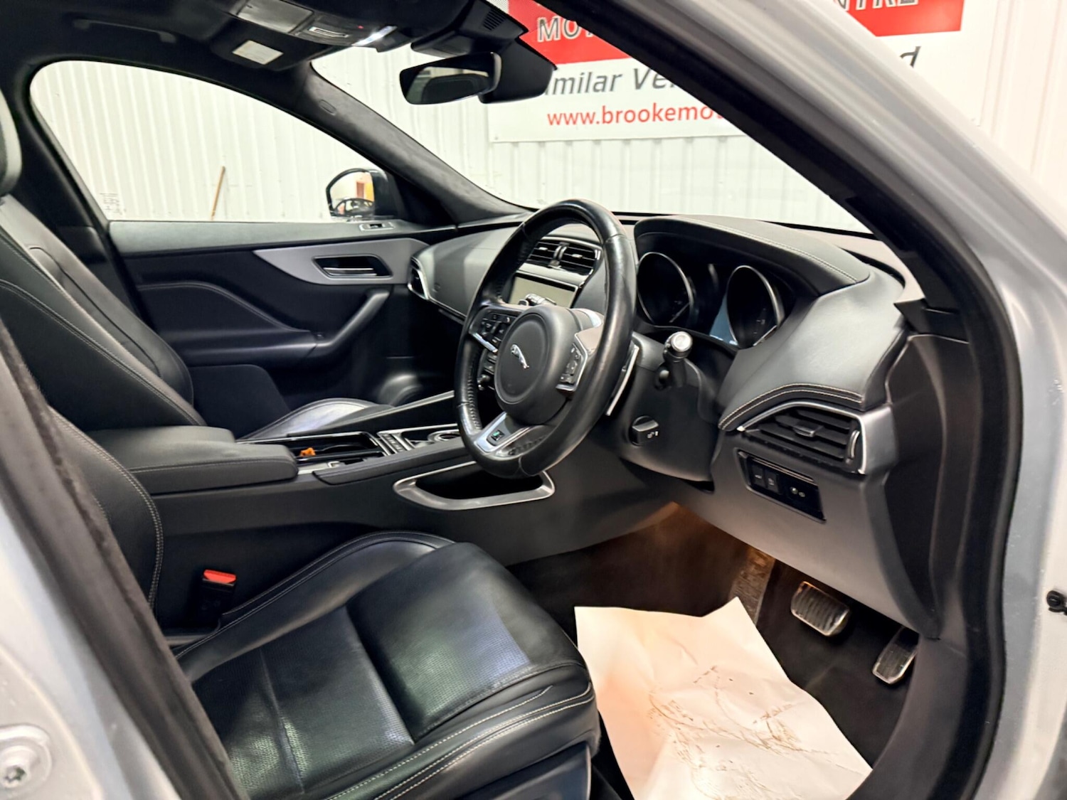 Used Jaguar F-Pace 2018 for sale - 77439786: Photo 20