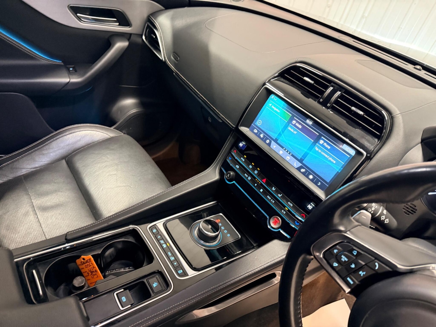 Used Jaguar F-Pace 2018 for sale - 77439786: Photo 26