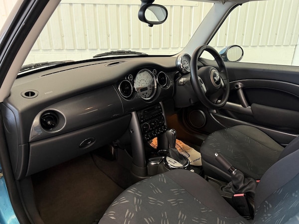 Used MINI Hatch 2004 for sale - 76214905: Photo 9