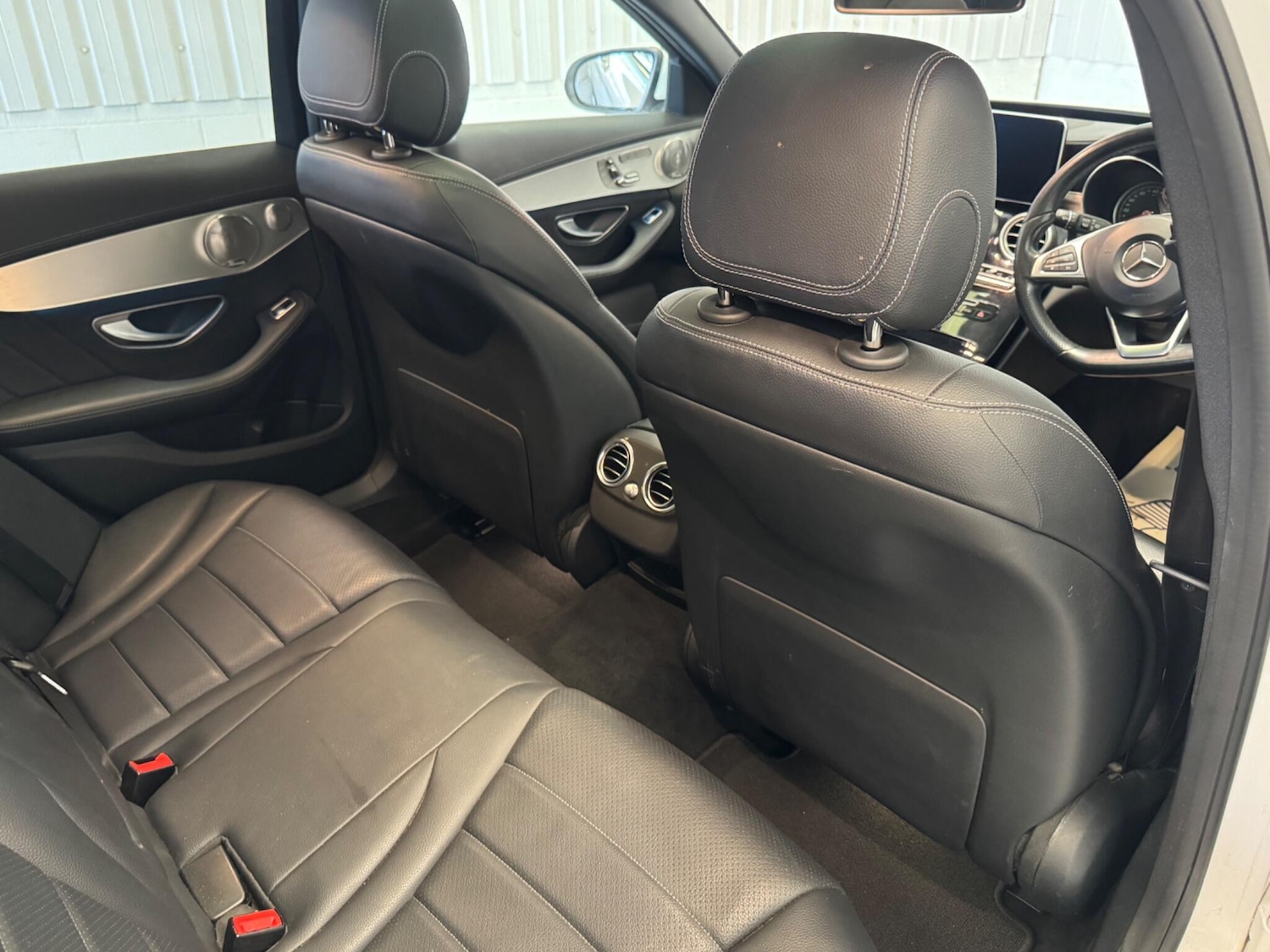 Used Mercedes-Benz C Class 2015 for sale - 78170437: Photo 15