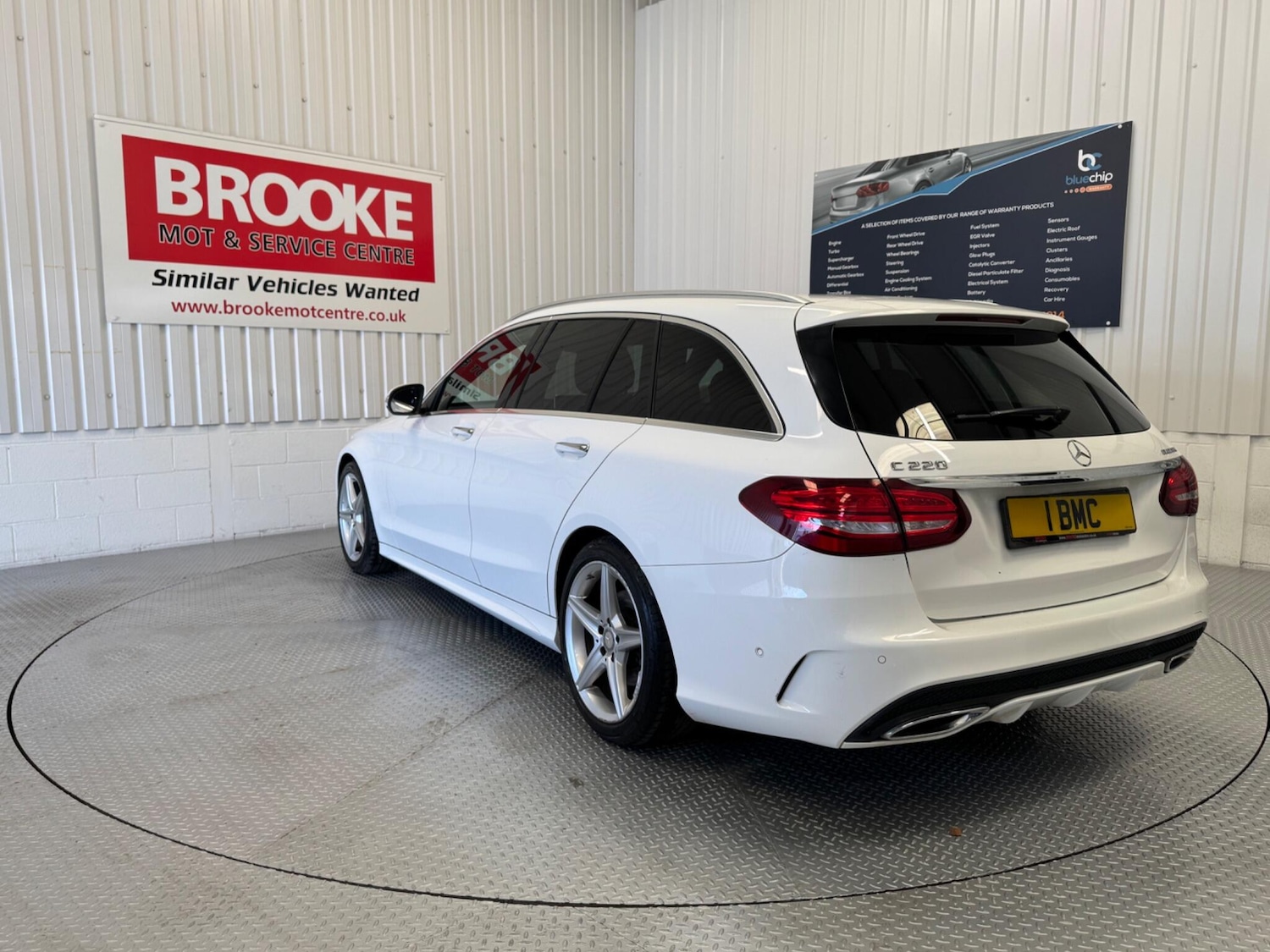 Used Mercedes-Benz C Class 2015 for sale - 78170437: Photo 8