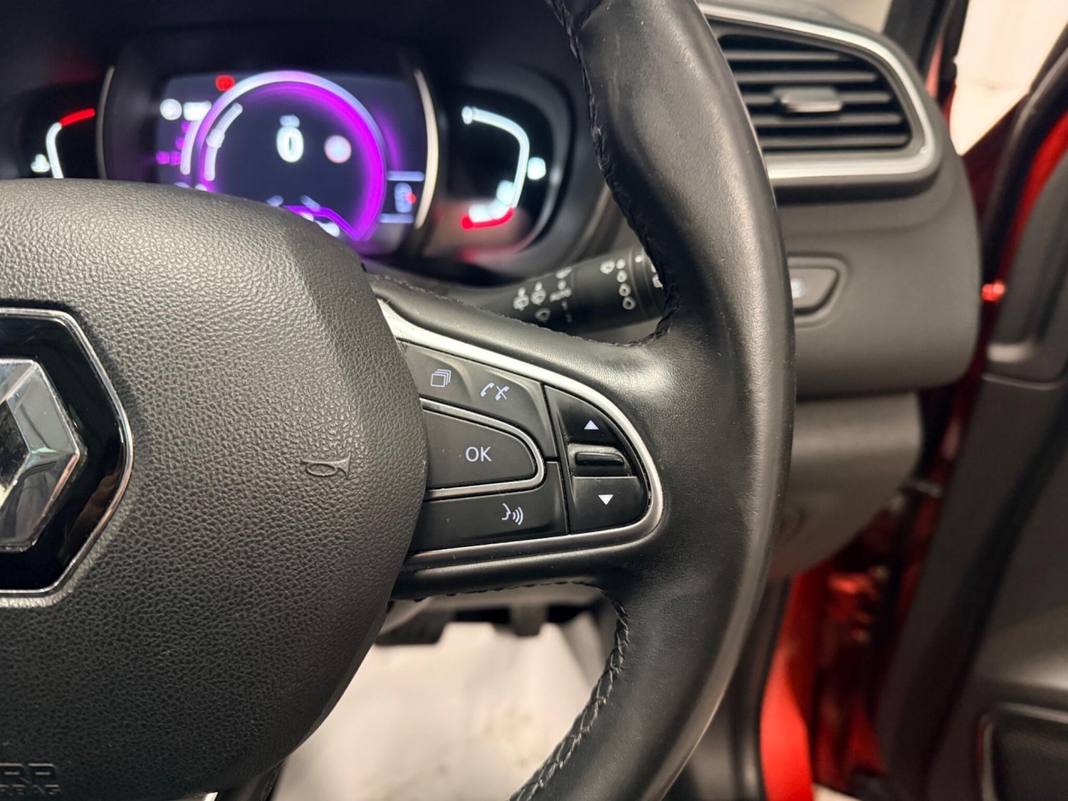 Used Renault Kadjar for sale - 77497467: Photo 25