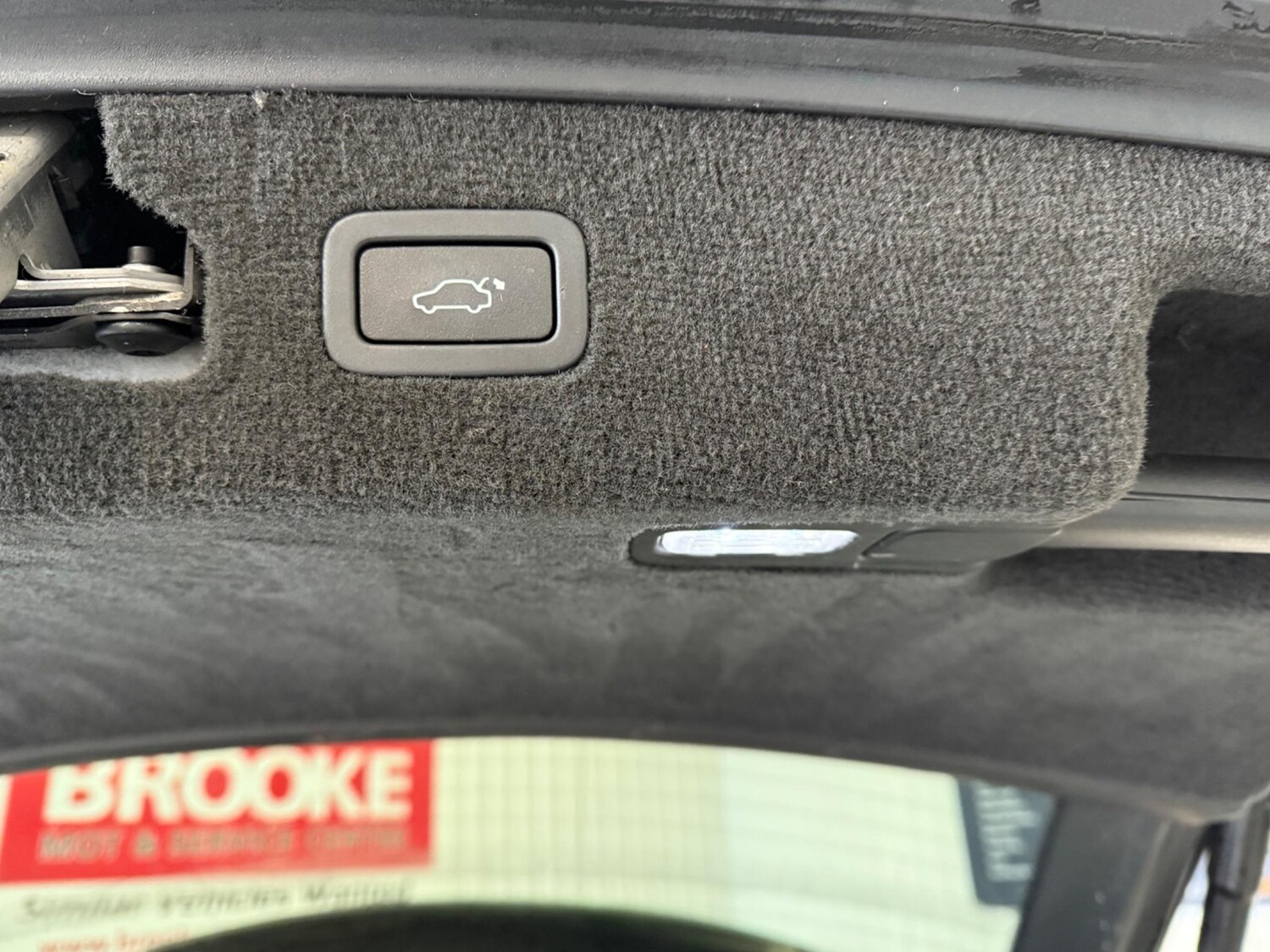 Used Jaguar XF 2013 for sale - 76753329: Photo 16