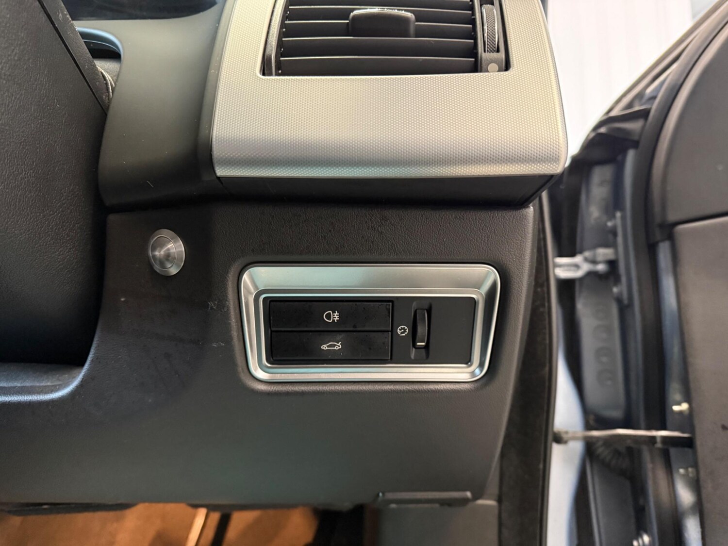 Used Jaguar XF 2013 for sale - 76753329: Photo 23