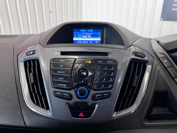 Used Ford Transit Custom 2017 for sale - 76282643: Photo 20