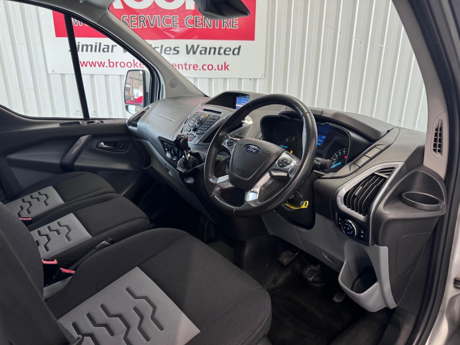 Used Ford Transit Custom 2017 for sale - 76282643: Photo 23