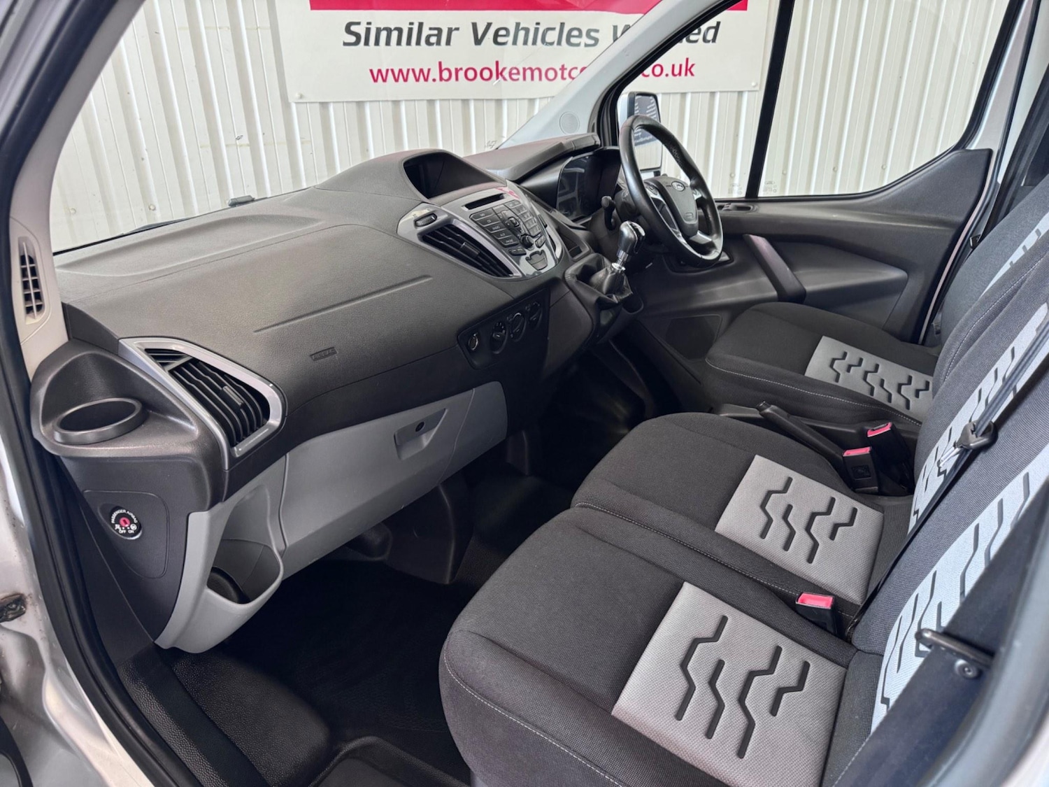 Used Ford Transit Custom 2017 for sale - 76282643: Photo 9