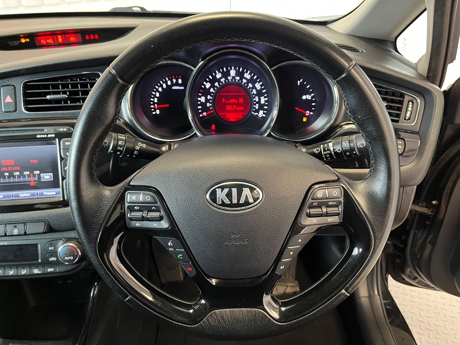 Used Kia Ceed 2012 for sale - 76260575: Photo 18