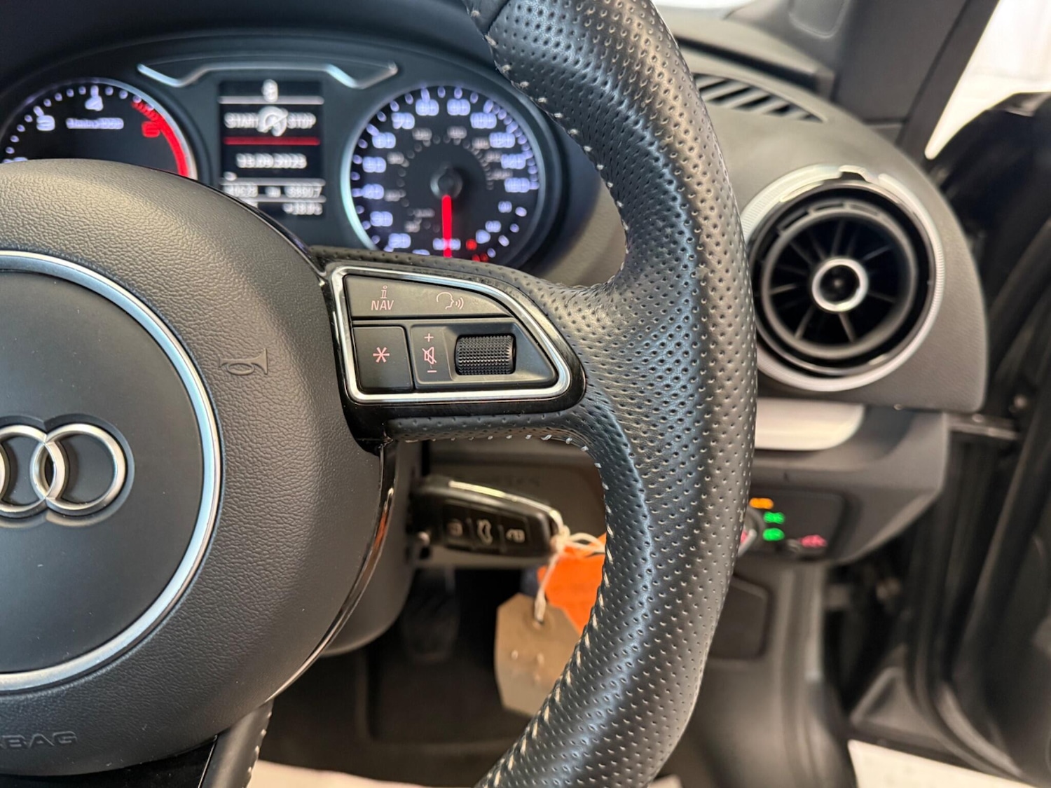 Used Audi A3 2015 for sale - 78135761: Photo 25