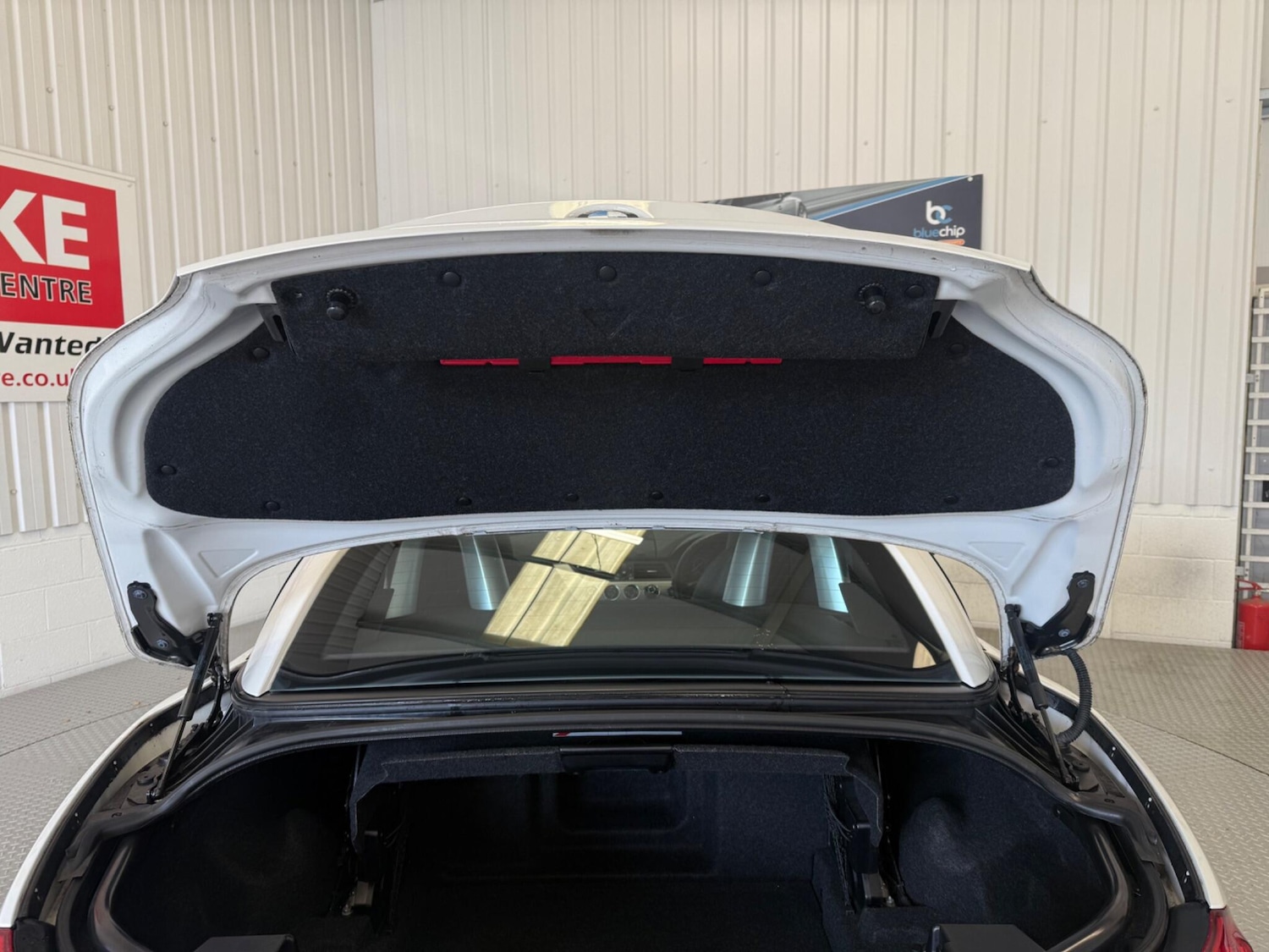 Used BMW Z4 2012 for sale - 75857326: Photo 17